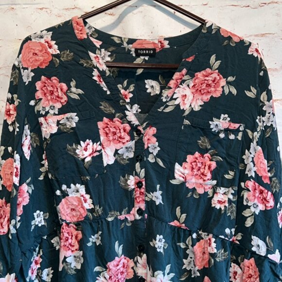 Torrid floral peplum top 2 Emma babydoll long sleeve button down plus size - Picture 2 of 7